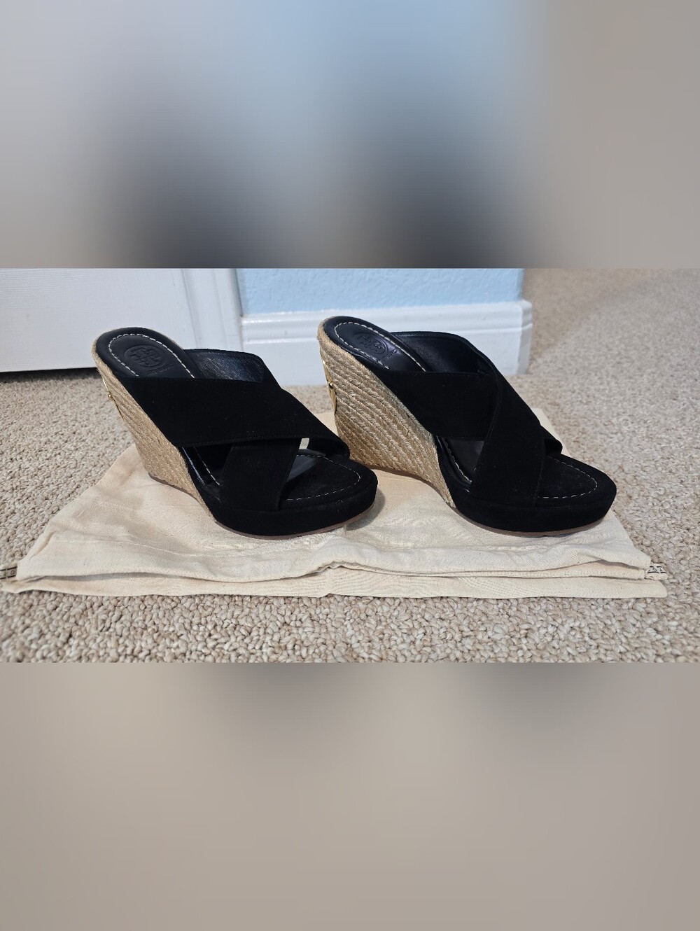 Tory Burch Black Bailey Wedge Sandal Size 5.5 - Picture 3 of 6